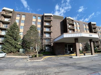 2201 S Grace St APT 406, Lombard, IL, 60148