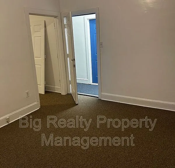 29 N Main St #2F — Photo 5