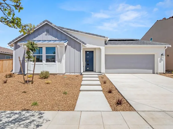 651 Stonecrest Ave, Madera, CA 93636
