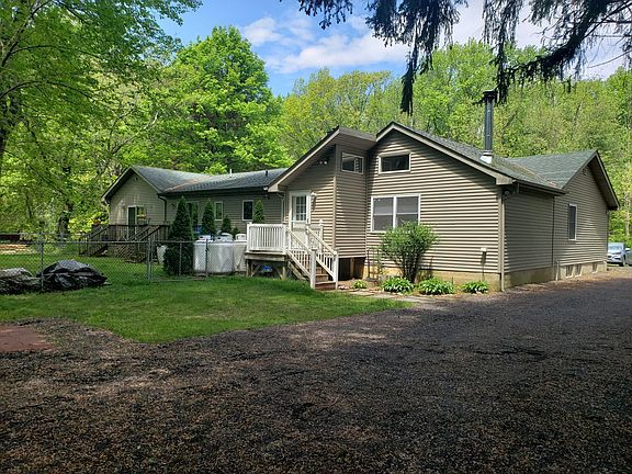 view of Apartment from backyard