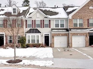 8629 Fielding Cir, Toano, VA 23168