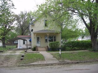 301 S Tell St, Enterprise, KS 67441