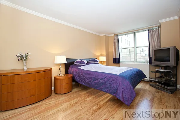 Sold by NextStopNY | media 11