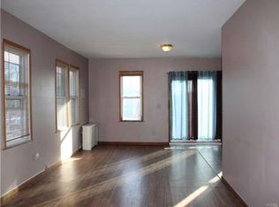 3271 Lucerne St, Bronx, NY 10465