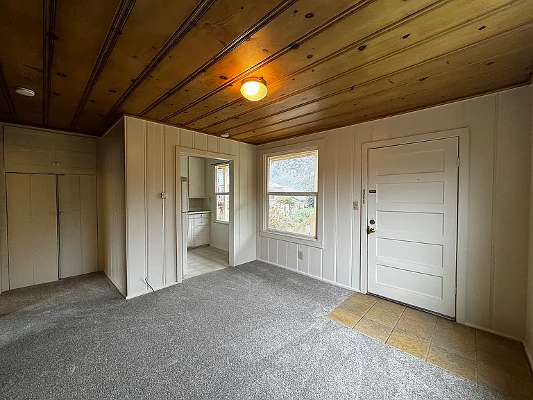 20359 Sunnyside Way #1 — Photo 2