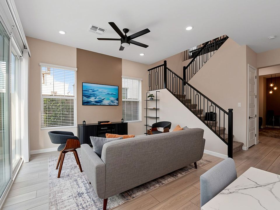 1st image of 5036 E Campo Bello Dr