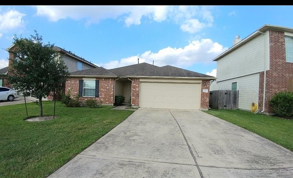 1st image of 21610 Skyla Cir
