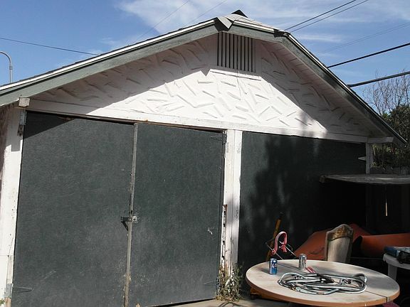 2nd image of 1018 E Fedora Ave