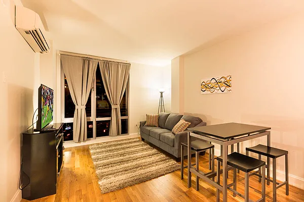 Rented by City View Living | media 45