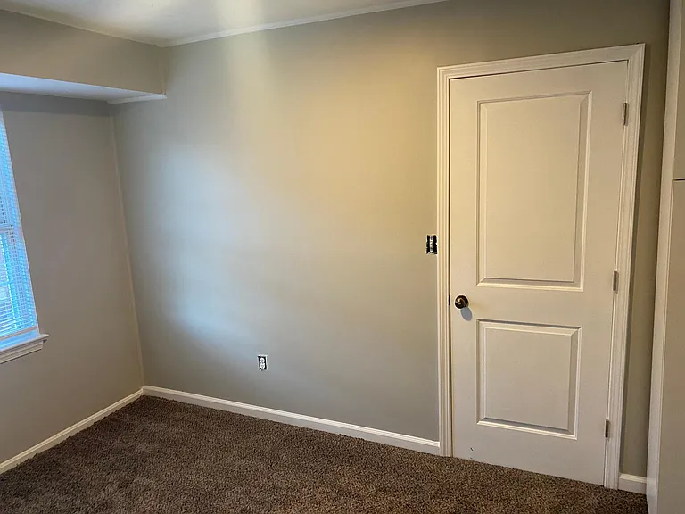 19406 Van Aken Blvd #204 — Photo 7