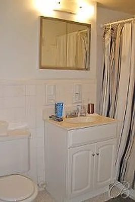 Rented by Bellmarc Realty | media 4