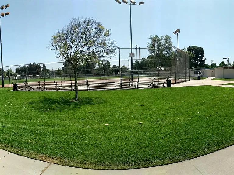 7119 Perry Rd — Photo 16