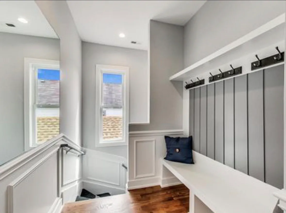 3 bed, 1300 sqft, $3,100 — Photo 3