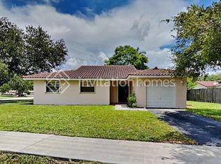 11295 SW 55th Pl, Fort Lauderdale, FL 33330