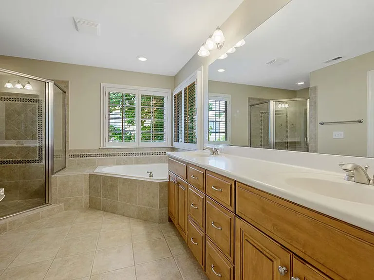 8333 Wheatstone Ln — Photo 24