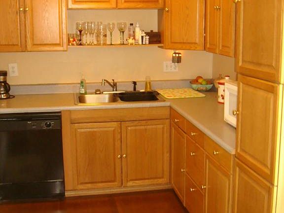 4th image of 5084 Cherry Creek Pkwy N