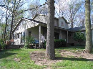 80 Lane 270a Crooked Lk, Angola, IN 46703
