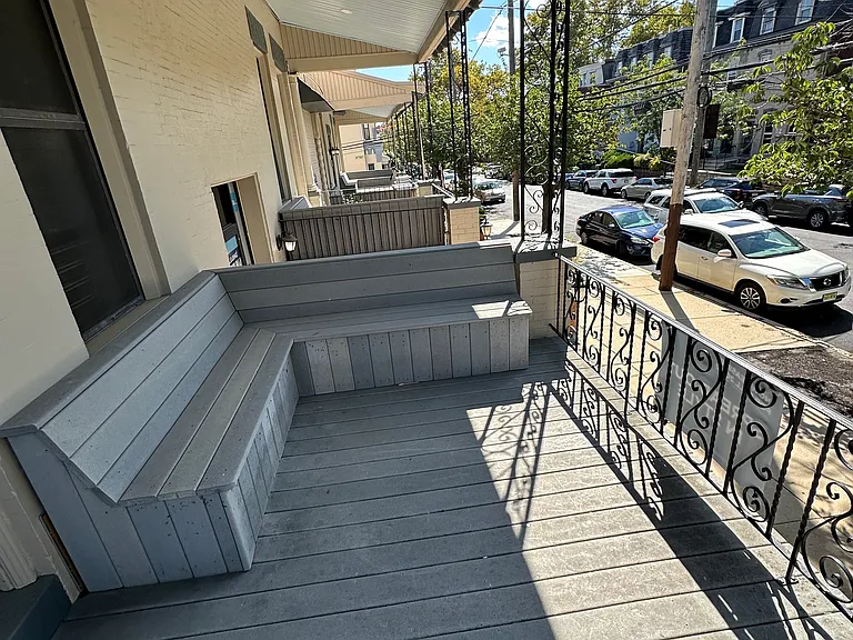 213 S 41st St #B — Photo 9