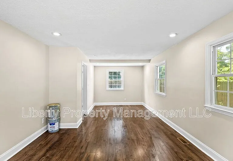 4905 Ashton Rd — Photo 6