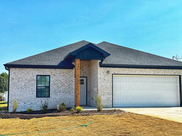 112 Crowne Hill Dr, Newbern, TN 38059