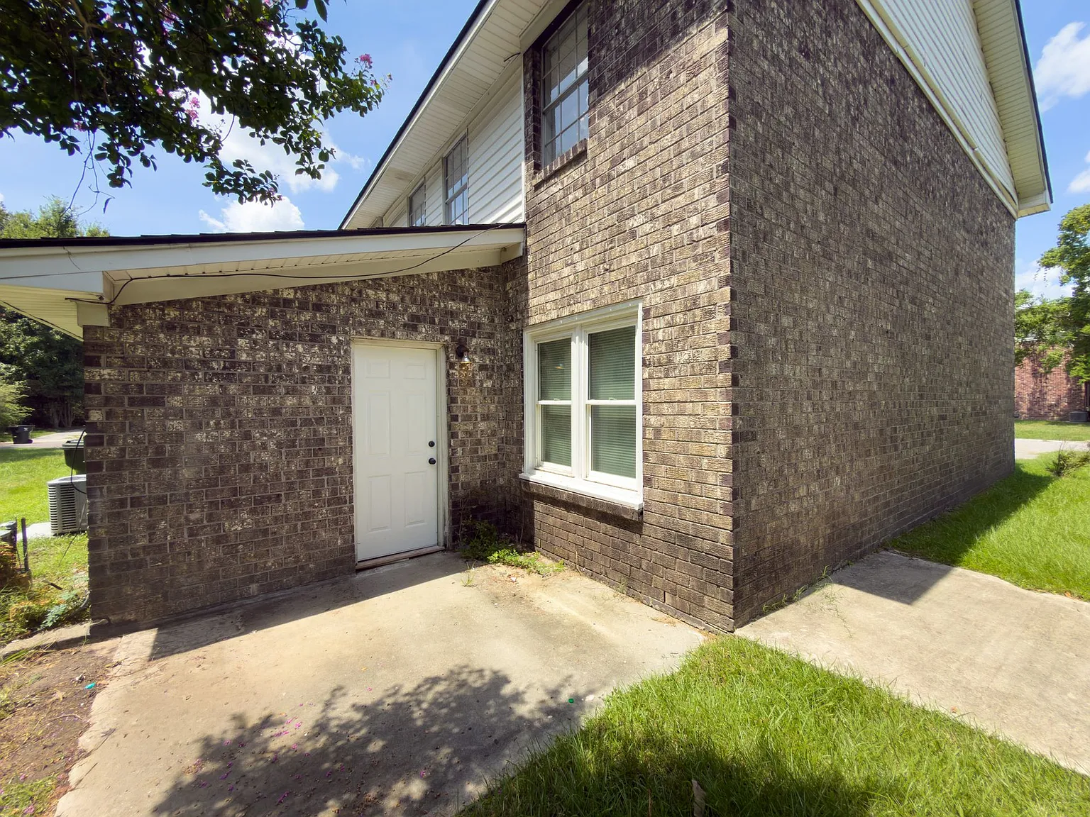 Summerville location! — Photo 4