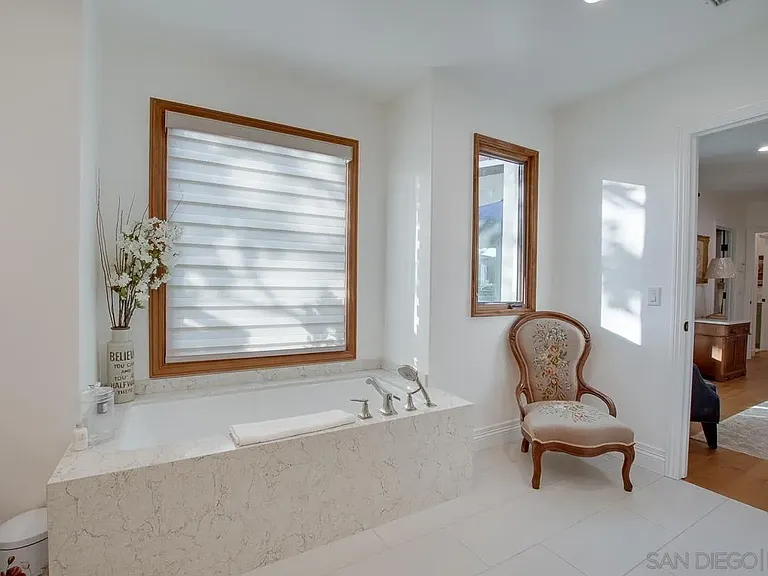Primary Bath/Spa