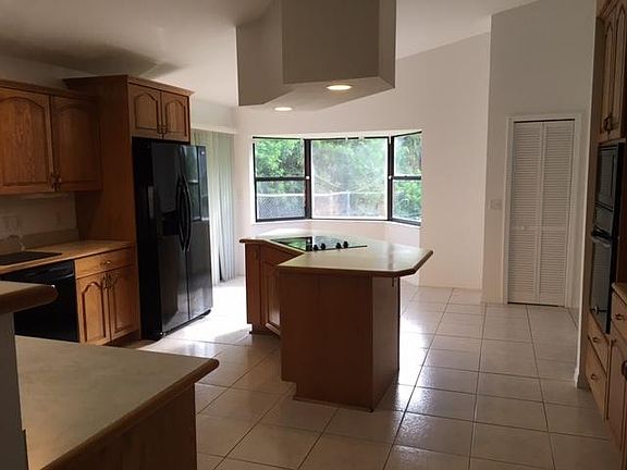 Kitchen looking towards breakfast room