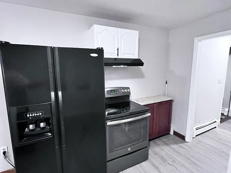 137 Florence St #3 — Photo 5