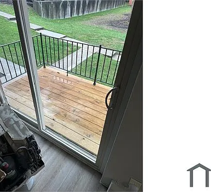 2 bed, 950 sqft, $1,160 — Photo 3