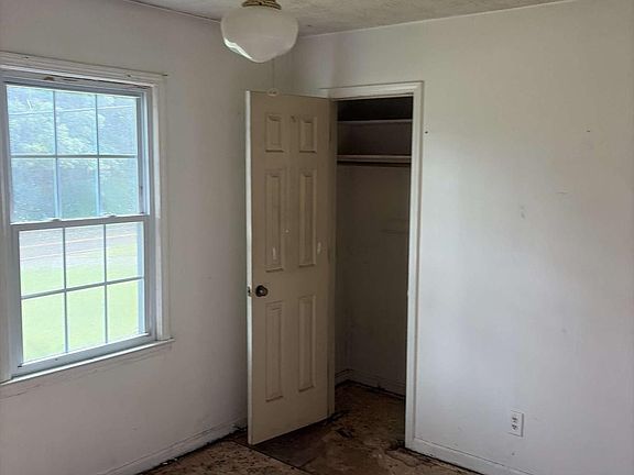 5th image of 4726 Braselton Hwy