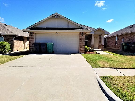 4th image of 12045 NW 133rd Ter