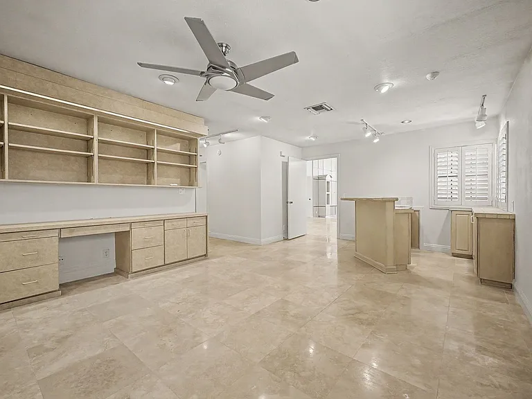3172 Bel Air Dr — Photo 30