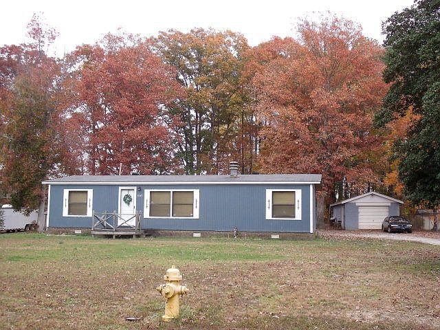 1st image of 576 Reynolds Cir