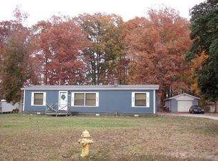 576 Reynolds Cir, Roanoke Rapids, NC 27870