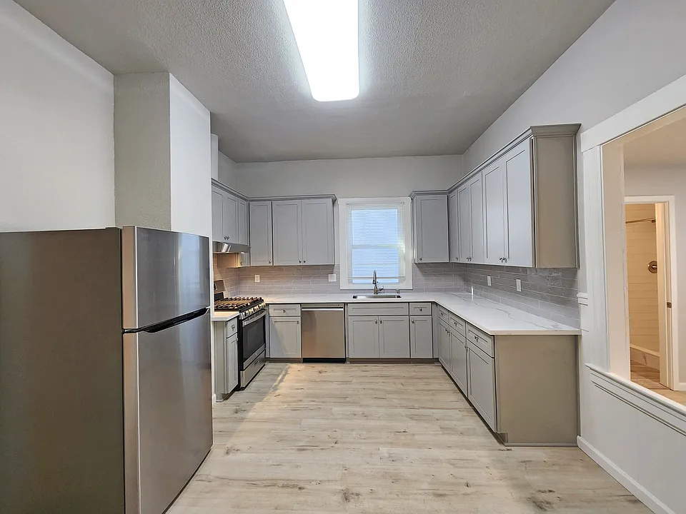 811 V St
