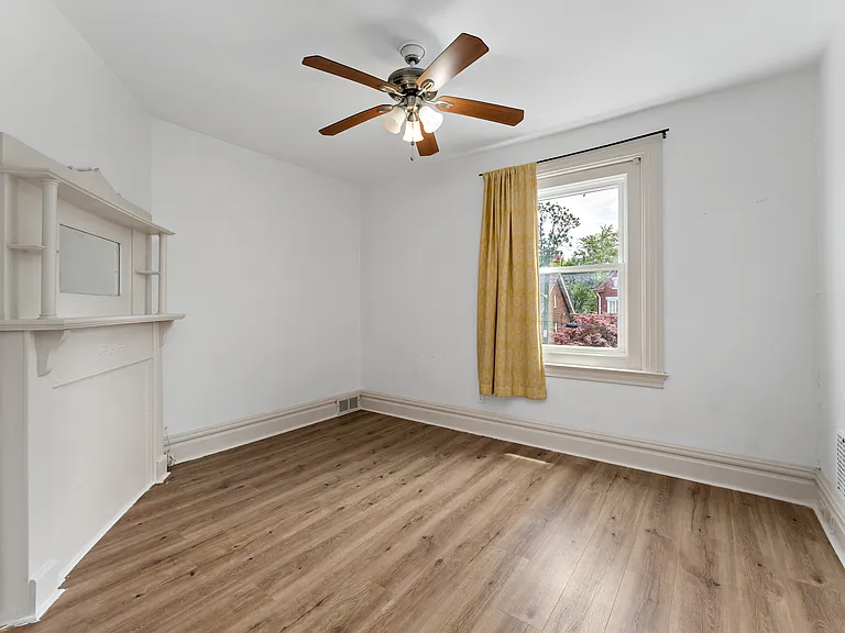 901 Highview St #1 — Photo 22