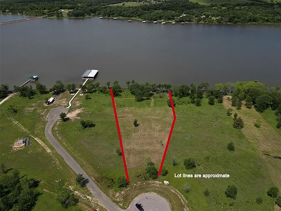 4th image of 33 Lago Vista Dr