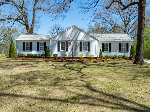 5449 Sutherland Rd, Mount Olive, AL 35117