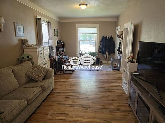 5th image of 2317 W Platte Ave