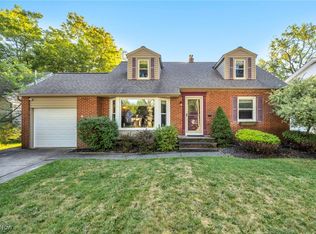 1399 Haverston Rd, Lyndhurst, OH 44124