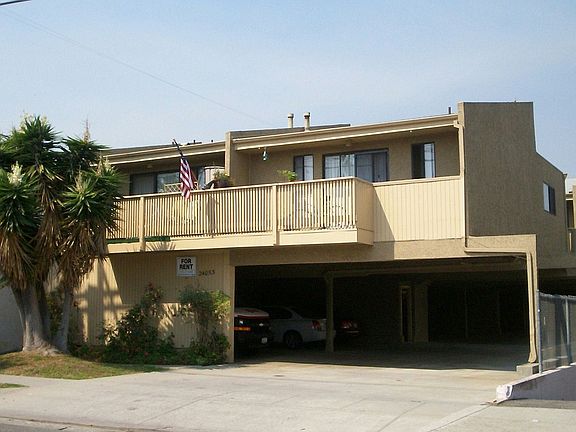 2nd image of 24053 Ocean Ave #5