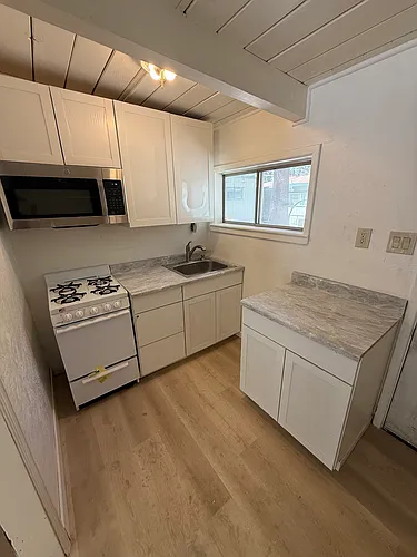 2975 Sacramento Ave #2 Photo 1