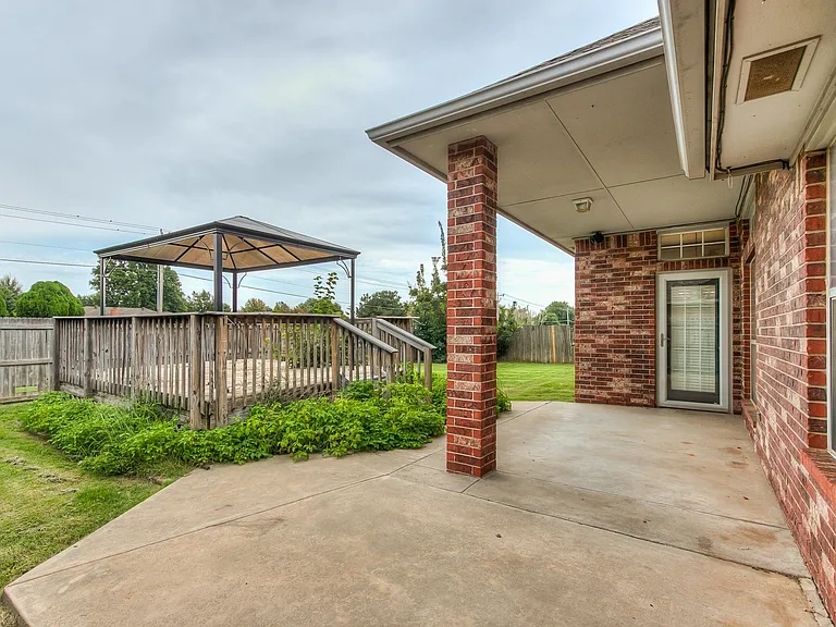 4008 Morningstar Dr — Photo 11
