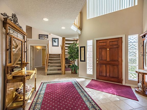 4th image of 16 Anne Pickard Ct