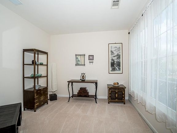 5th image of 803 Araya Ct
