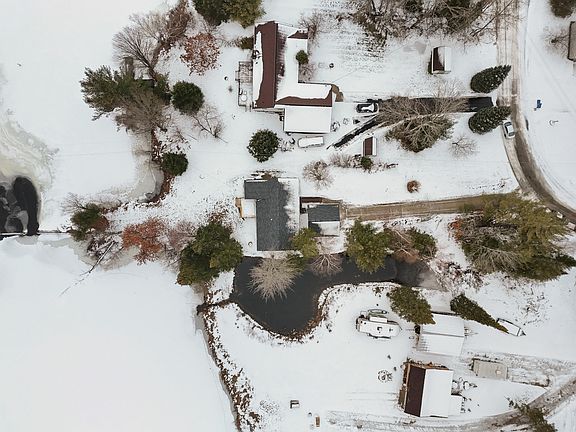 2nd image of 101 Starwood Ct