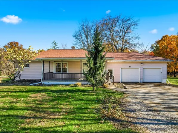 718 State Route 7, Brookfield, OH 44403