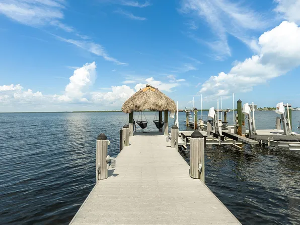 6 North Dr, Key Largo, FL 33037