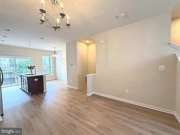 3rd image of 13263 Orsay St #607