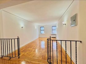 2265 University Ave